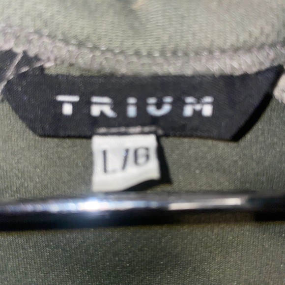 Trium Sport 100% nylon (L) quarter zip short sleeve olive green - Picture 3 of 6